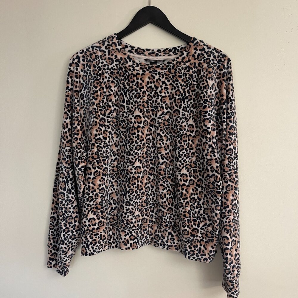 Victoria’s Secret Velour Sweatshirt Animal Print Pullover Sweater, Size Large - Picture 2 of 8
